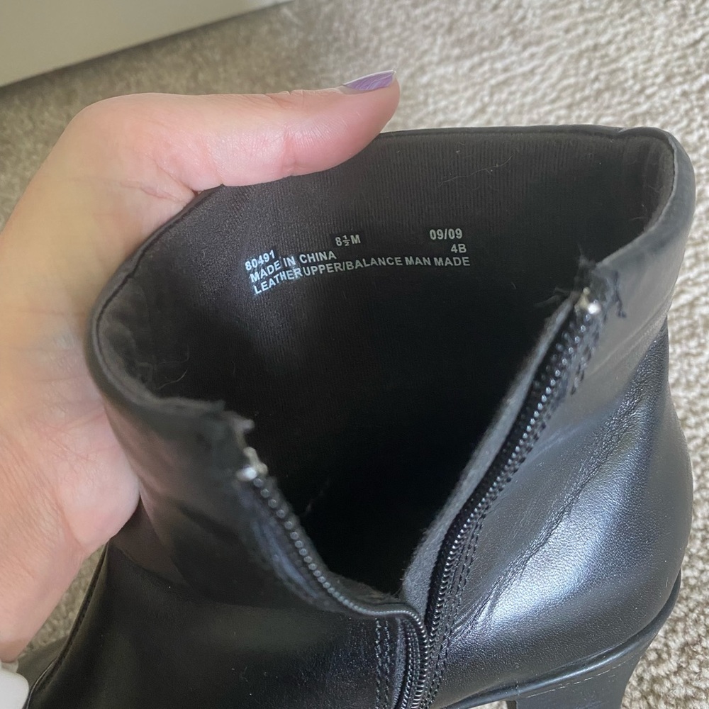 Clarks Black Low Boots - Picture 6 of 6